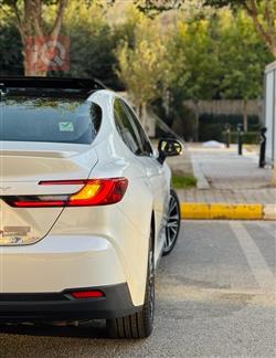 تۆیۆتا کامری